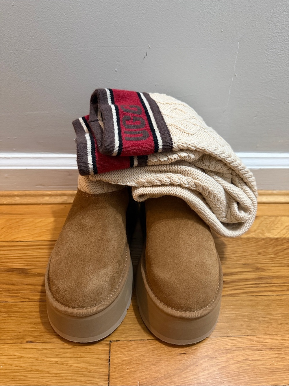 UGG Chestnut Suede Platform Slip-Ons with Cream Knit Cuffs and Red Trim
